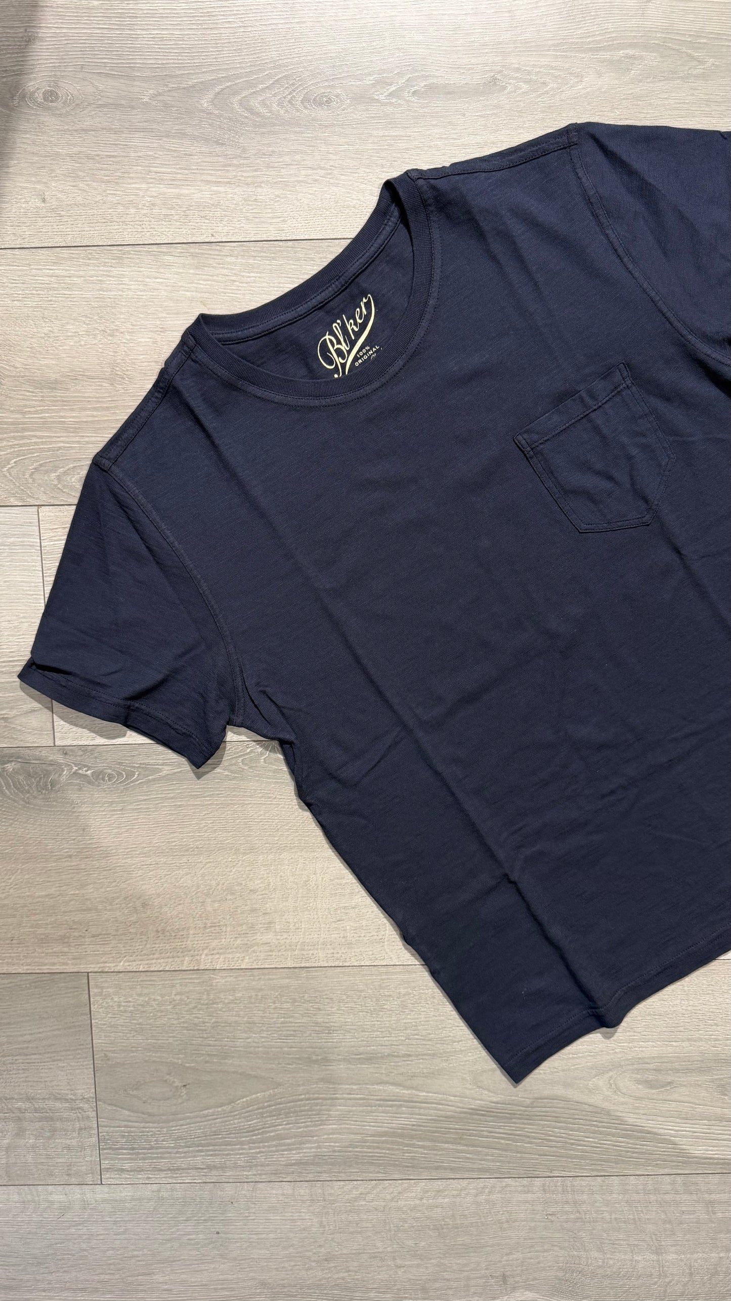 T-shirt Leggera Fiammata Con Taschino