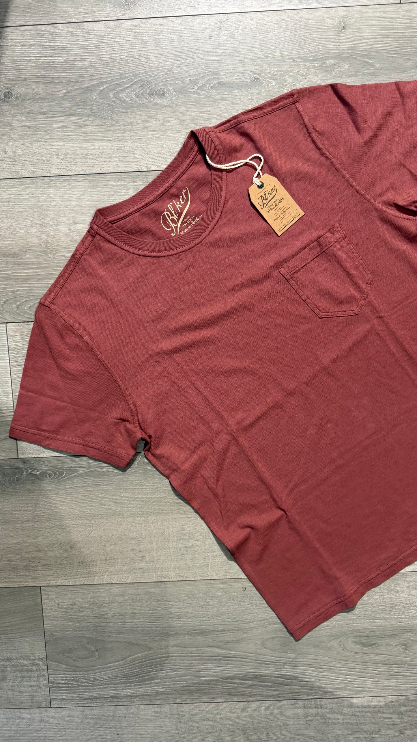 T-shirt Leggera Fiammata Con Taschino