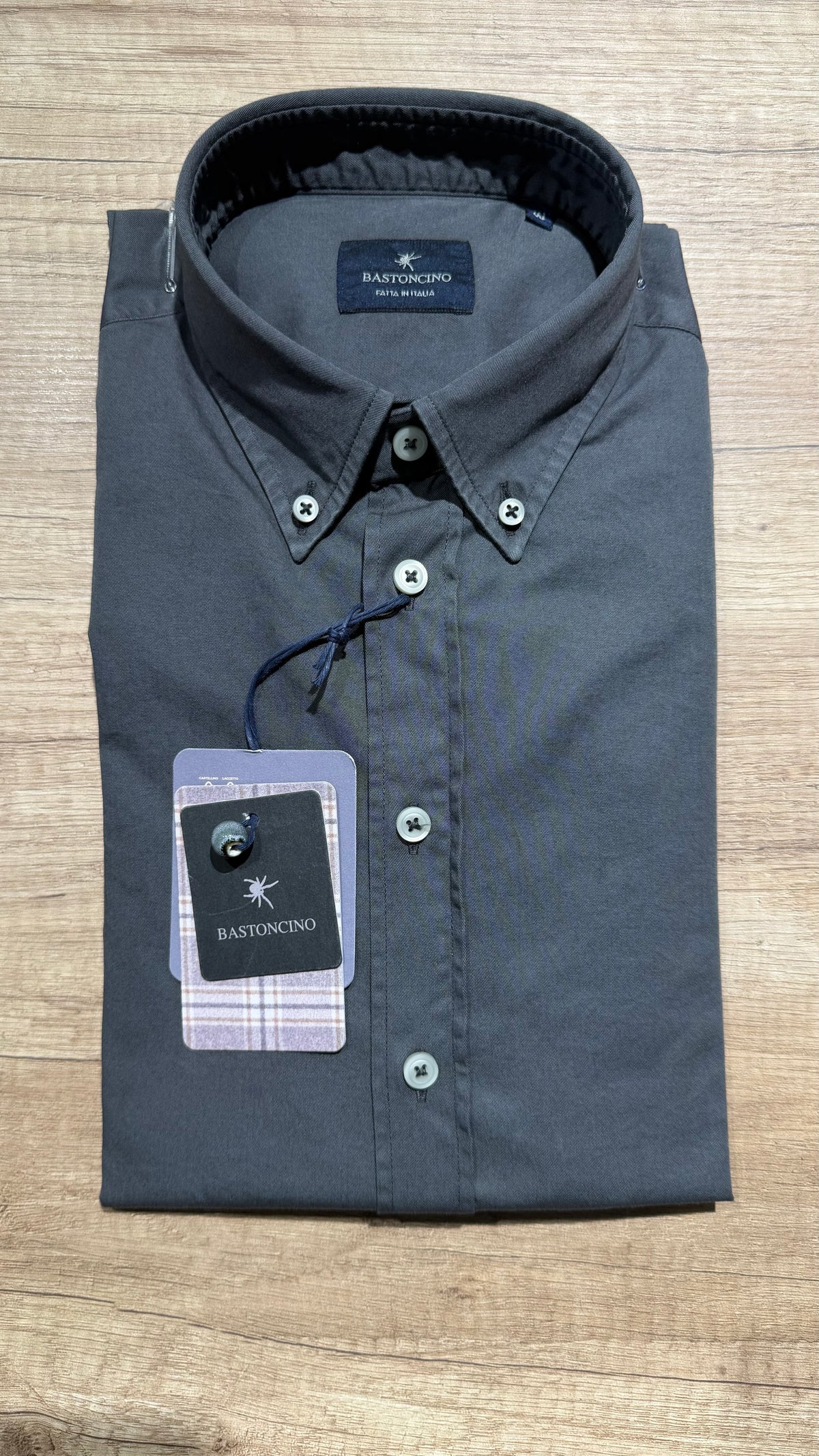 Camicia In Gabardina Grigia Button Down