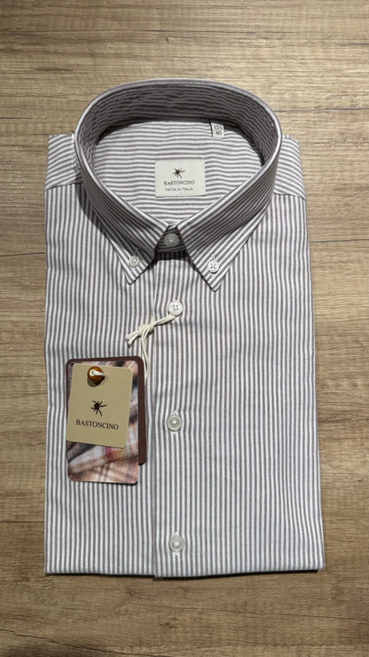 Camicia In Oxford Button Down a Righe Marroni
